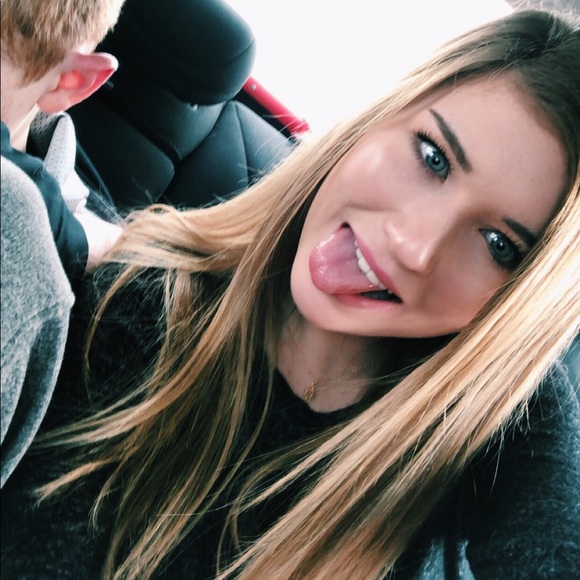 Meet your Posher, Maddy - Picture 3 of 7